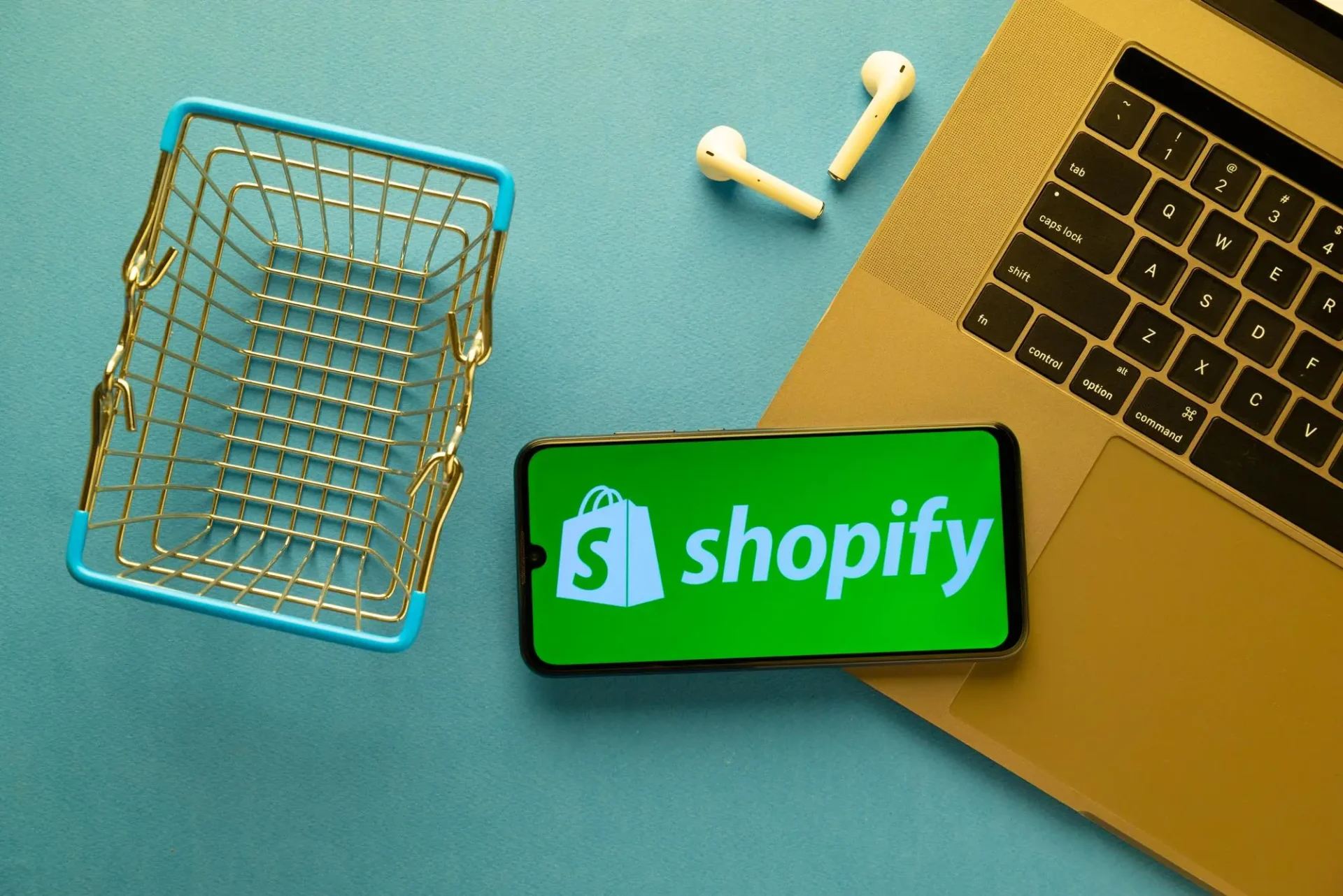 Shopify: Cómo Pasó de Fracaso a $235,000 Millones